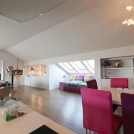 Charming Penthouse With Private Terrace Apartamento